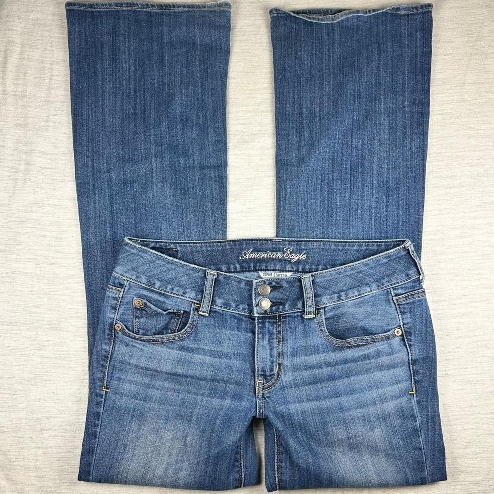 Y2K American Eagle Artist low rise bootcut flare jeans in size 8 long